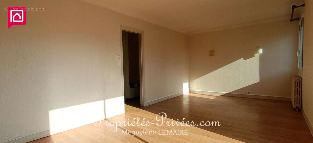 Maison à SAINT-REMY-SUR-AVRE