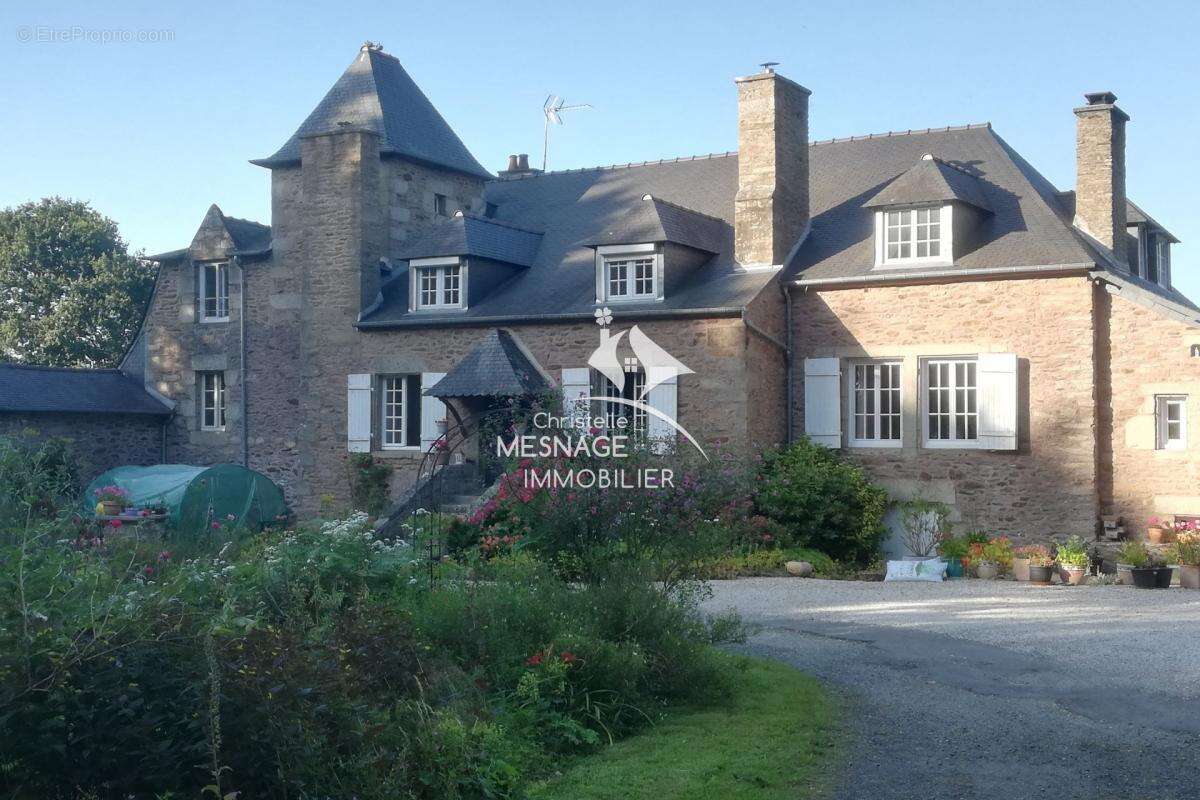 Maison à DINAN