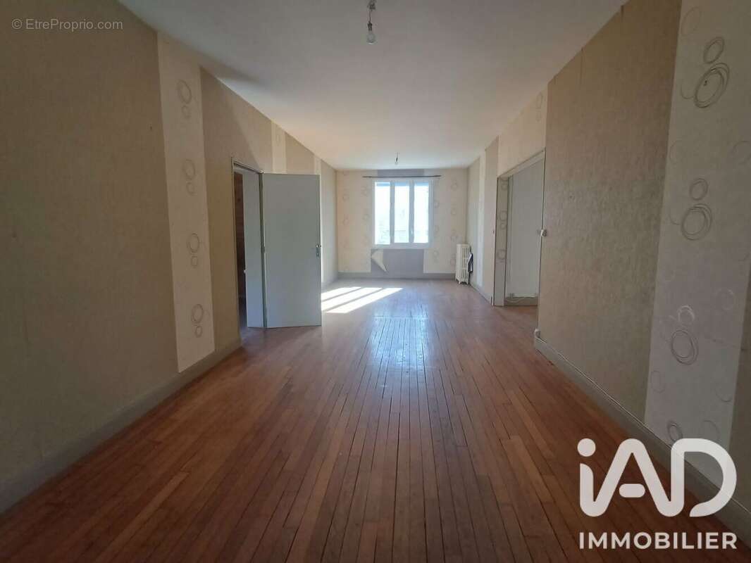 Appartement 122 m² à Brienne-Le-Chateau  - photo 6
