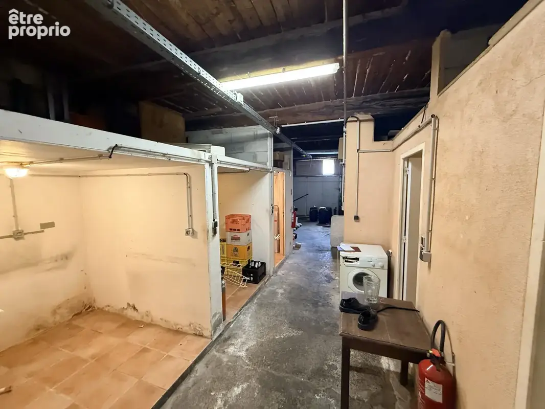 Local commercial 300 m2 à Vidauban - photo 12