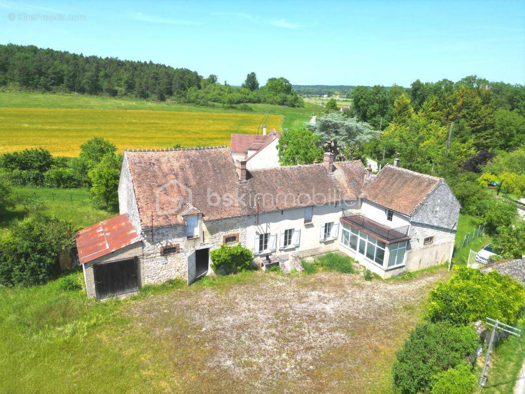 Maison à NEMOURS