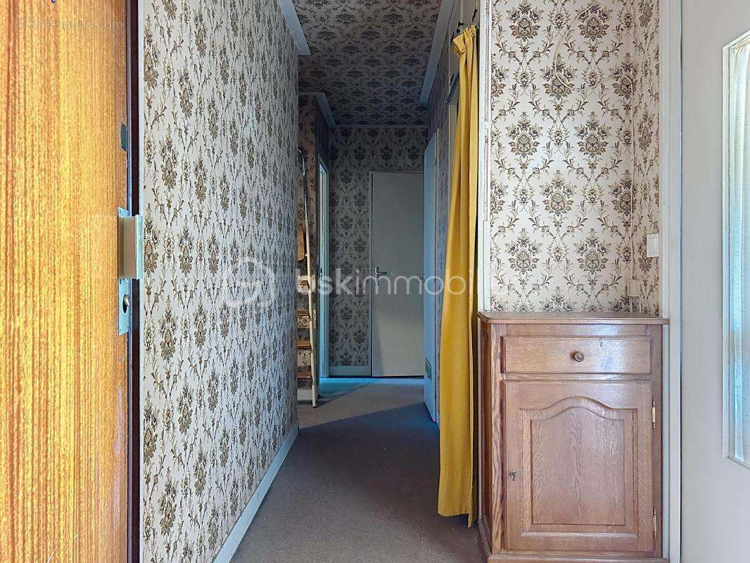 F3 de 69,23 m² avec box et cave – Une véritable opportunité - photo 12