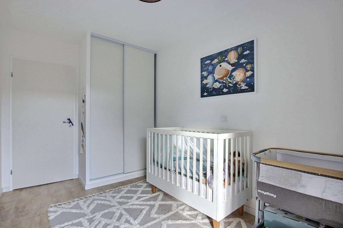 Appartement à BOIS-COLOMBES