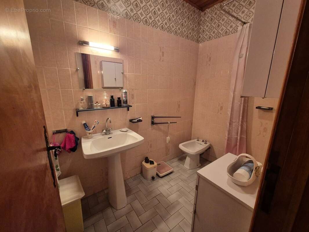 Maison à COURTHEZON