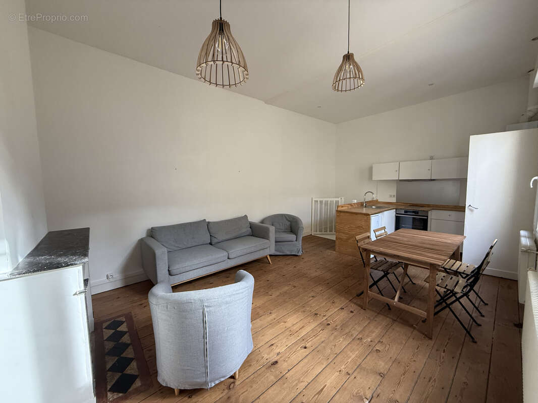 Appartement à BORDEAUX