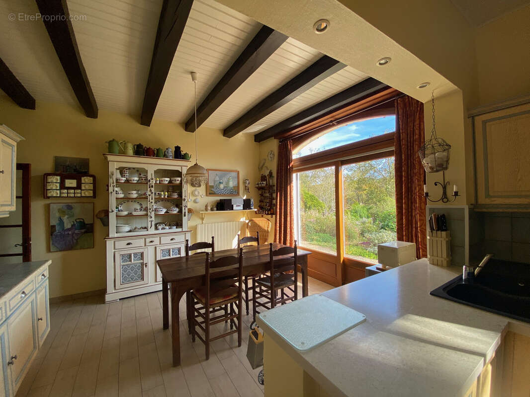 Maison à PUY-L'EVEQUE