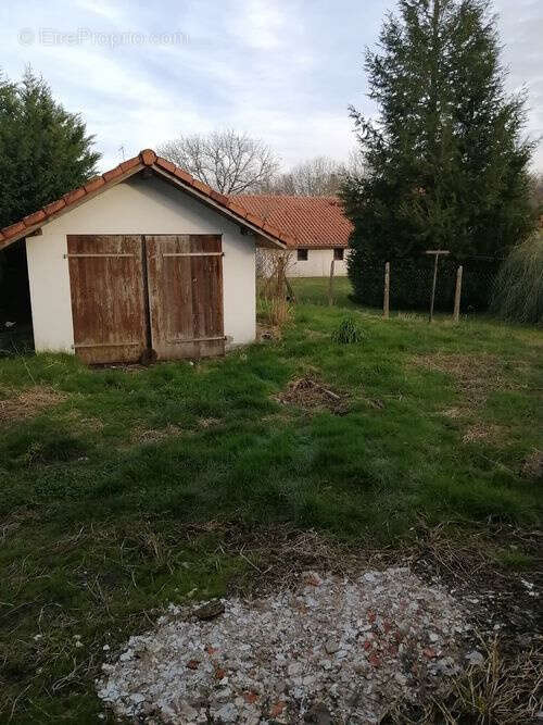 Appartement à LABRIT