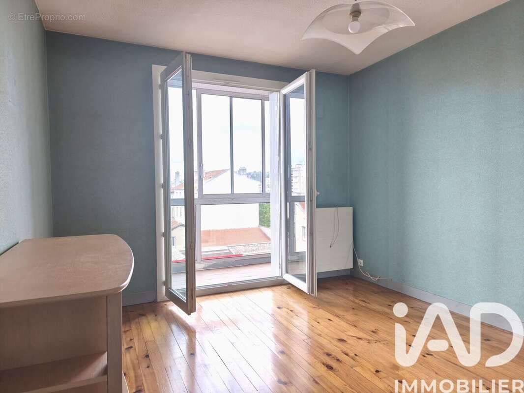 Photo 8 - Appartement à SAINT-ETIENNE