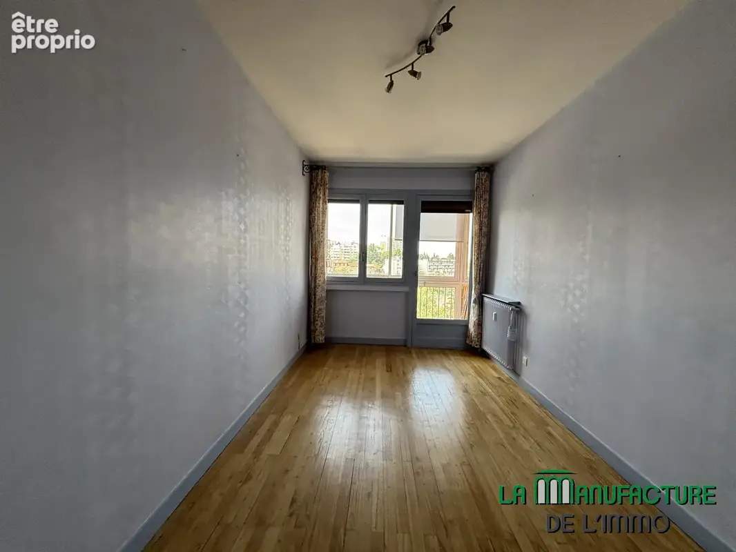 Saint etienne secteur hpl boulevard de la palle - appartement t4 de 91,70m2 a rafraichir avec balcon loggia ca - photo 10