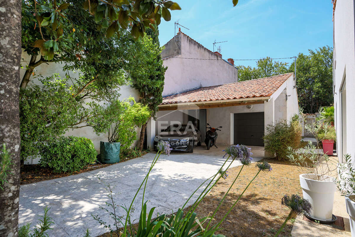 Belle maison familiale 4 chambres garage jardin - photo 2