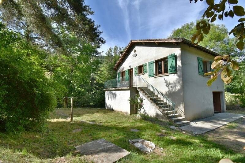 Maison à SAINT-MARTIAL