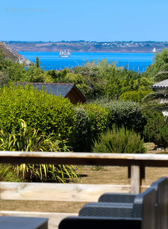 Maison à CAMARET-SUR-MER
