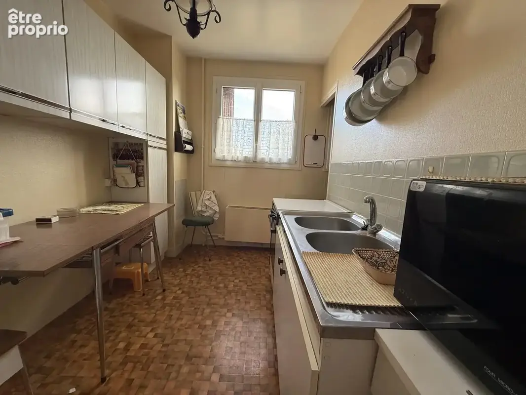 Appartement à vendre RDC surélevé à rafraîchir - photo 4