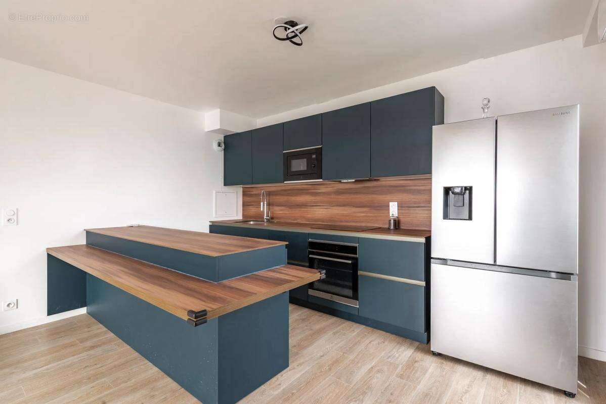 Appartement à BUSSY-SAINT-GEORGES