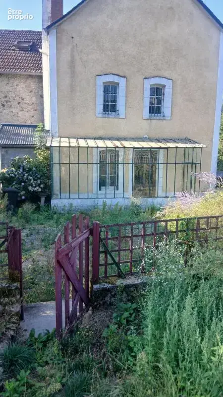 Maison à CHAMPS-SUR-TARENTAINE-MARCHAL