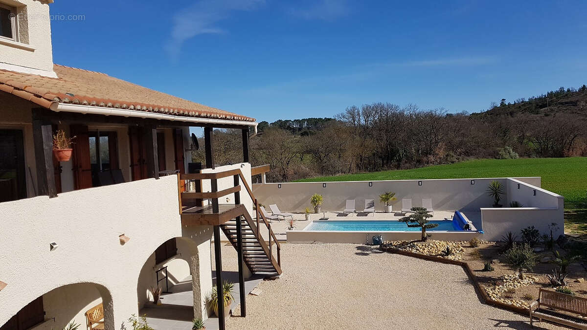 Grande maison 235 m2 ambiance campagne avec vue Cévennes et piscine chauffée - photo 4