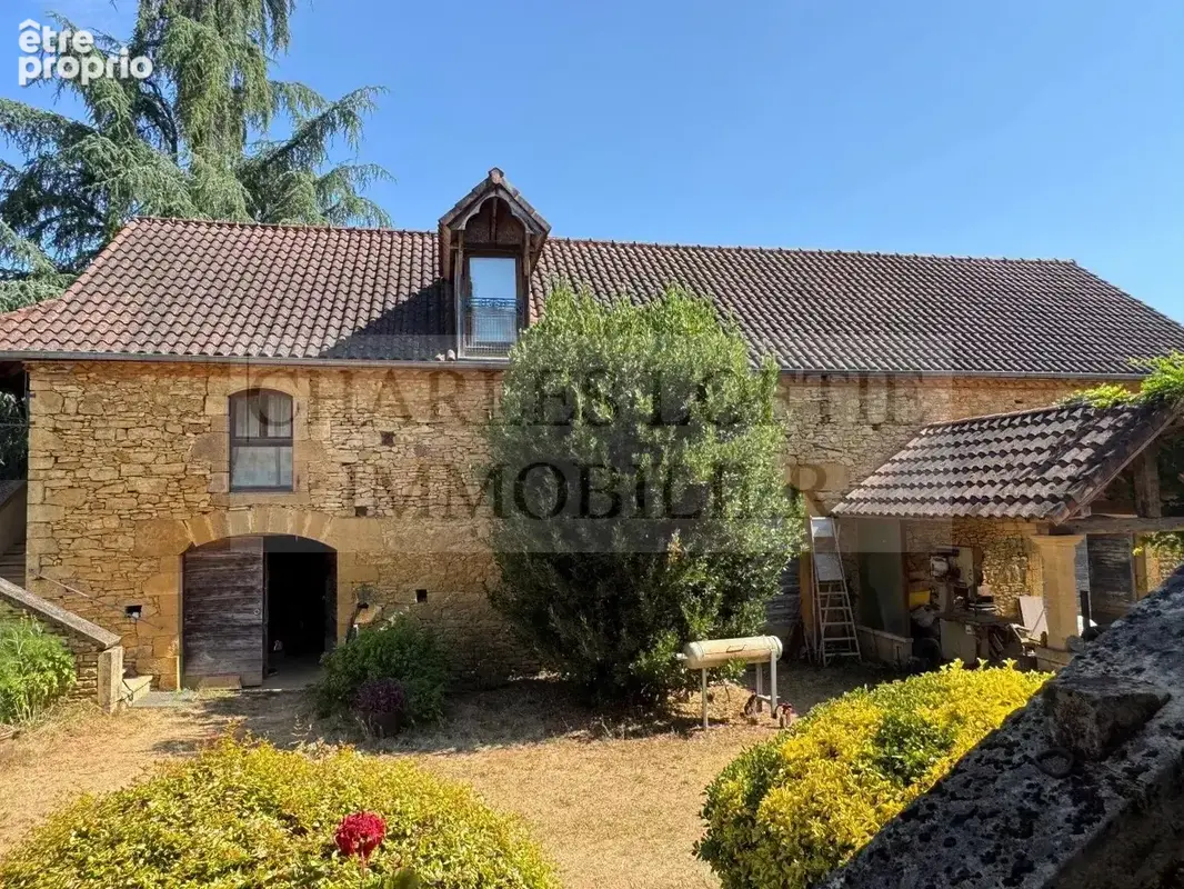 Ensemble en pierre avec gîte et piscine sur un terrain de 8 804 m² dans un hameau paisible en Bouriane - photo 18
