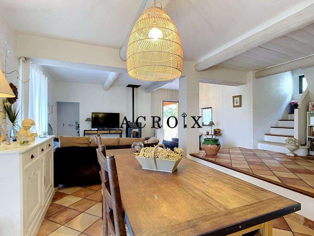 Maison 234 m² à Bedoin  - photo 5