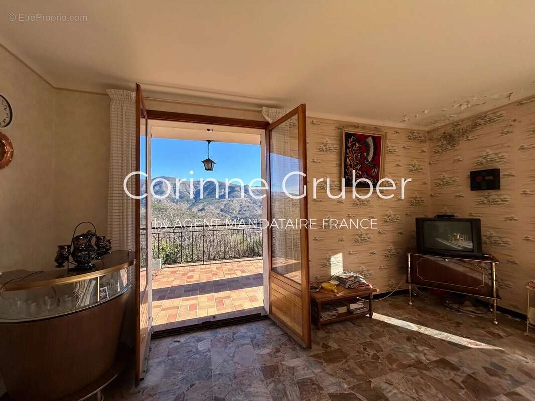 Maison à CHAMPTERCIER