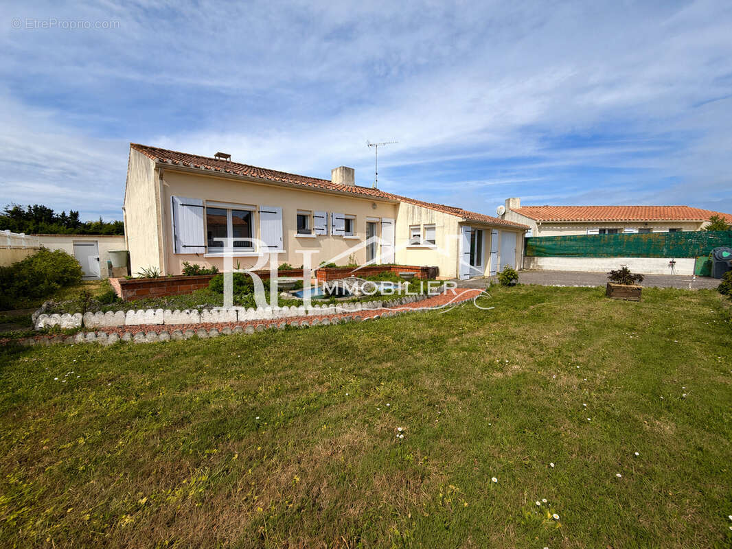 Maison à BREM-SUR-MER