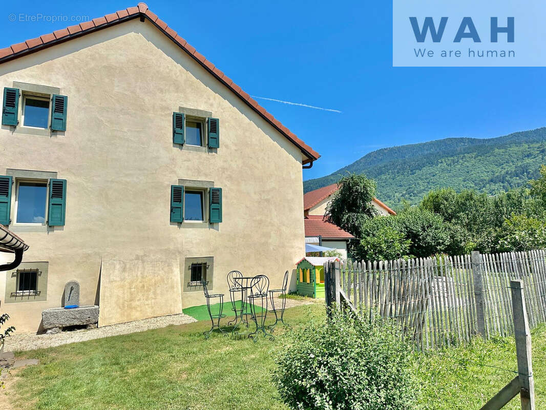 Appartement à SAINT-CERGUES