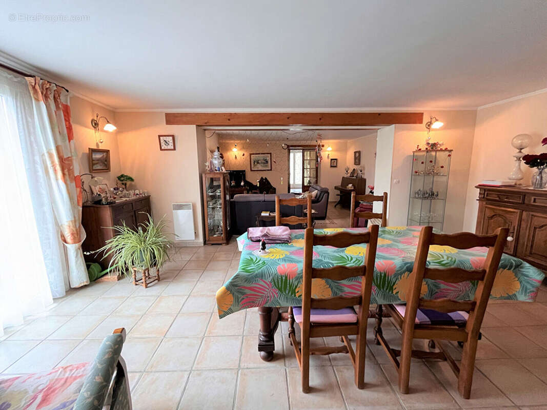 Maison à SAINT-MARTIN-DE-CASTILLON