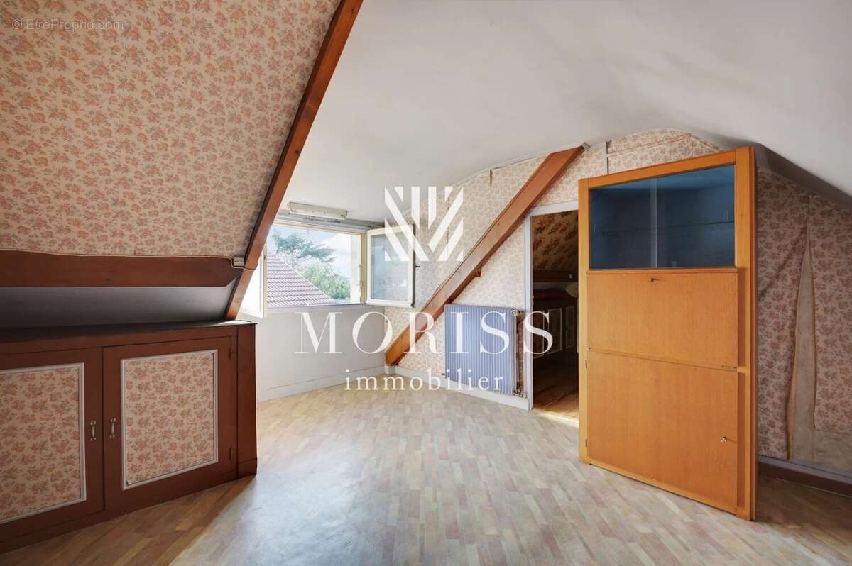 Maison à MONTIGNY-LES-CORMEILLES