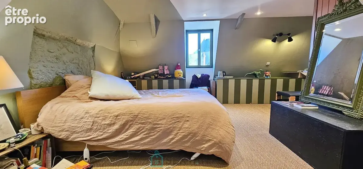 Exceptionnel propriété de 234 m² dans la Bastide de Domme avec une terrasse panoramique sur la vallée. - photo 13