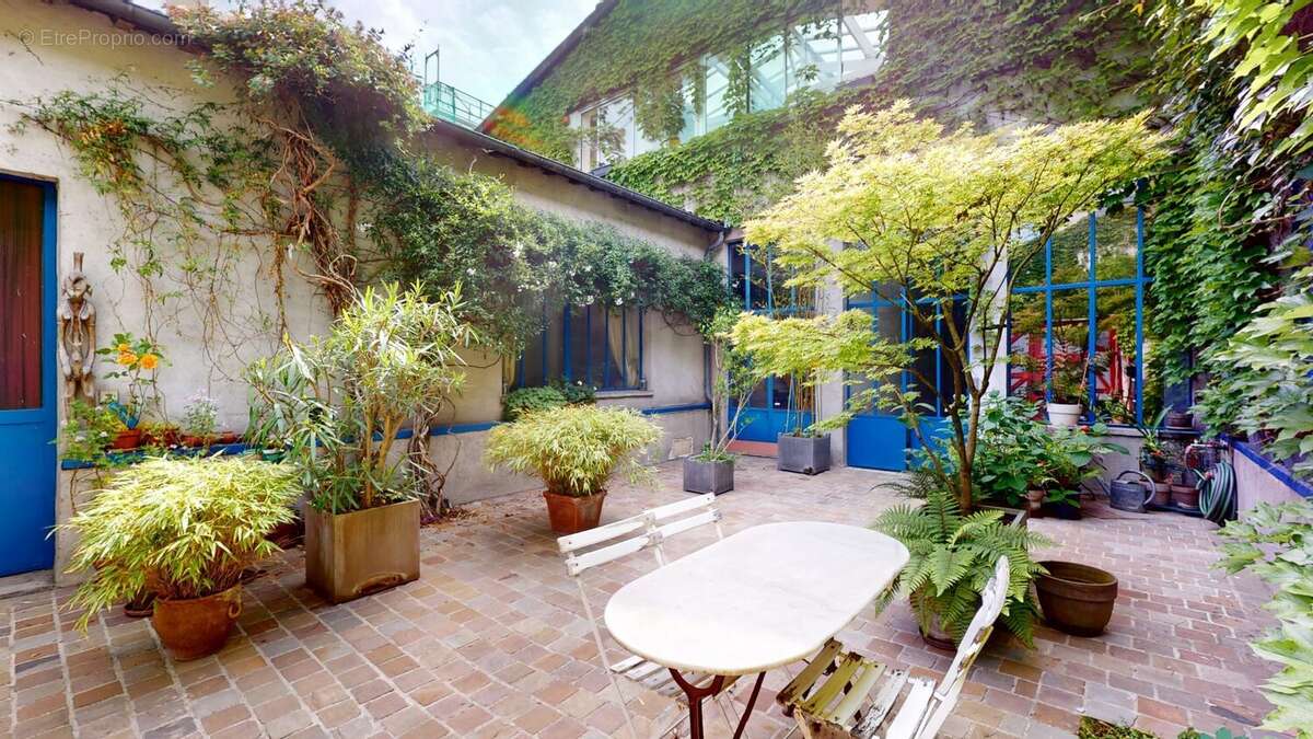 Appartement à IVRY-SUR-SEINE