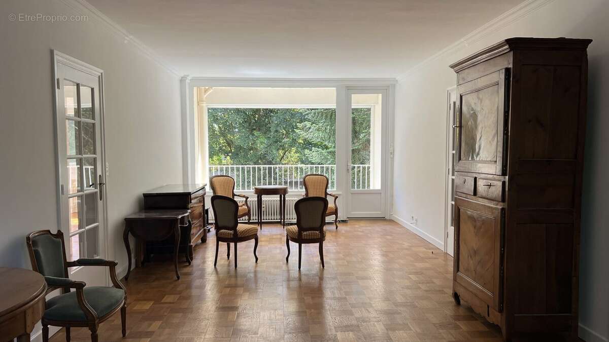 Appartement à LA MADELEINE