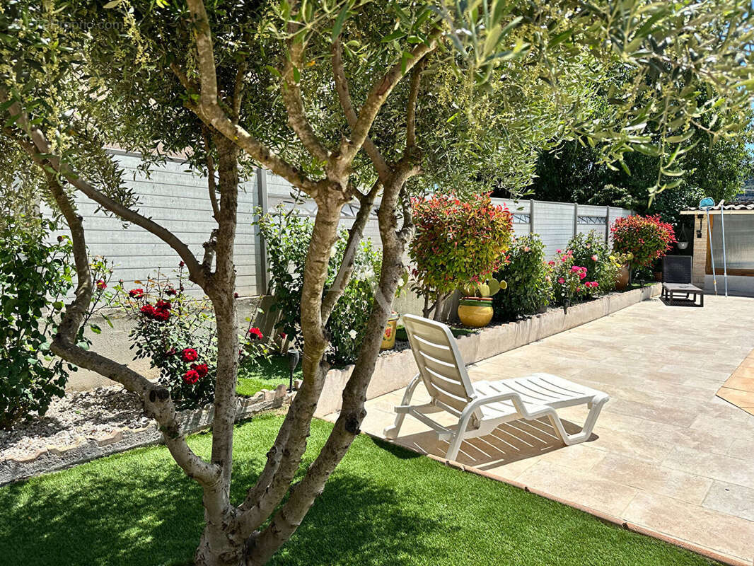 Maison à VINON-SUR-VERDON