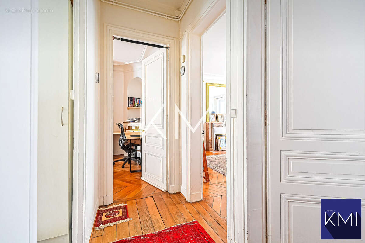 Appartement à PARIS-11E