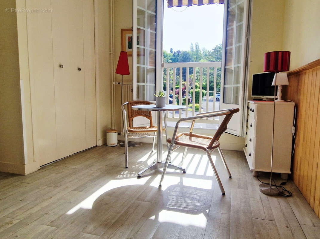 En exclusivite : mi-hauteurs trouville/mer : studio dans residence securisee ! - photo 2