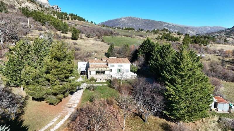Maison à SAINT-GENIEZ
