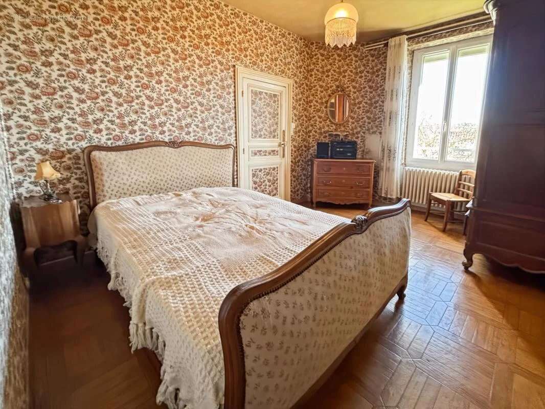 Maison à TRELISSAC