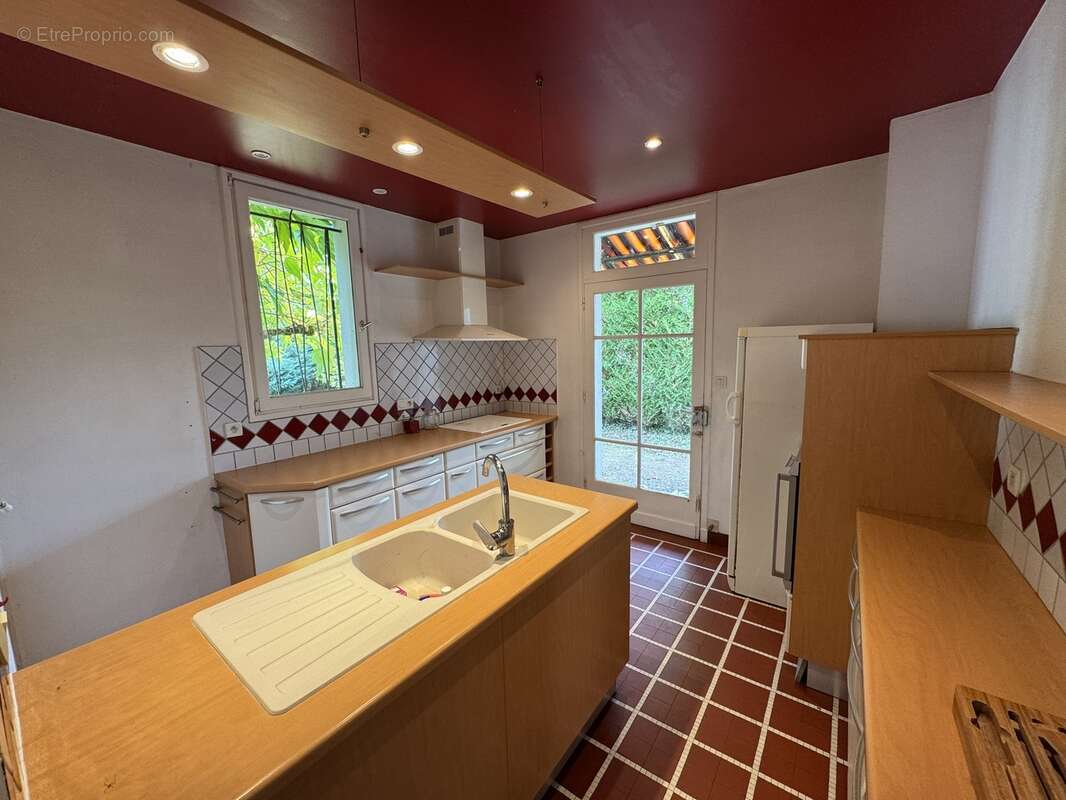 Maison à BLANZAC-PORCHERESSE