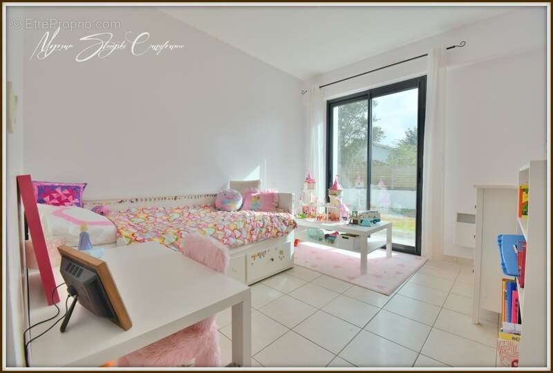 VILLA de plain-pied à vendre 7 pièces SOUSTONS (40) 158 m² environ, proche du lac - photo 15
