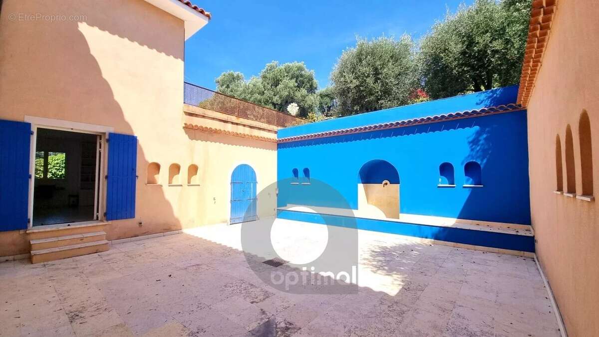 Maison à ROQUEBRUNE-CAP-MARTIN