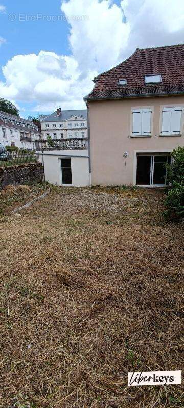 Appartement 3 pièces-  80 m² en rez-de-chaussée avec jardin privatif, au calme en fond d'impasse - Villette les Dole - photo 6