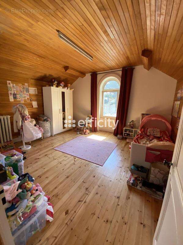 Maison à SAINT-ETIENNE