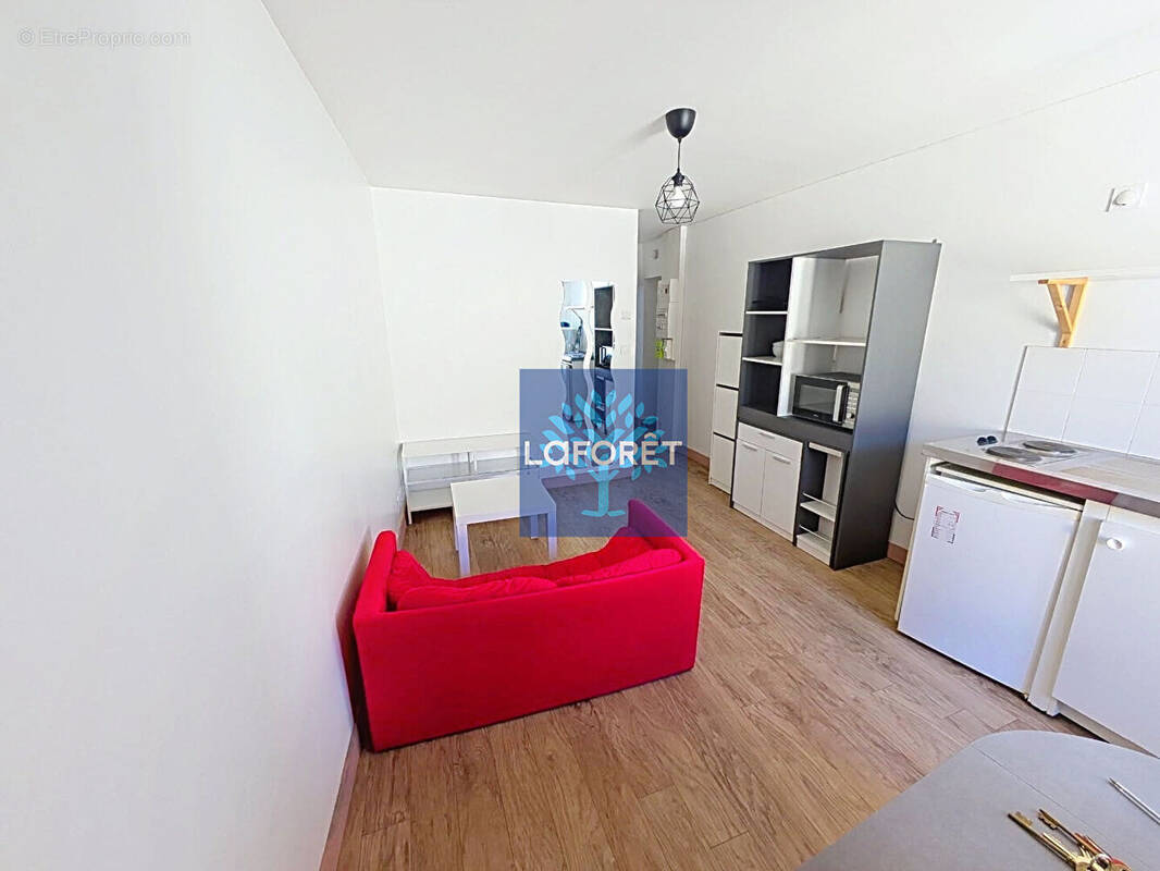 Appartement à SAINT-GENIS-LAVAL