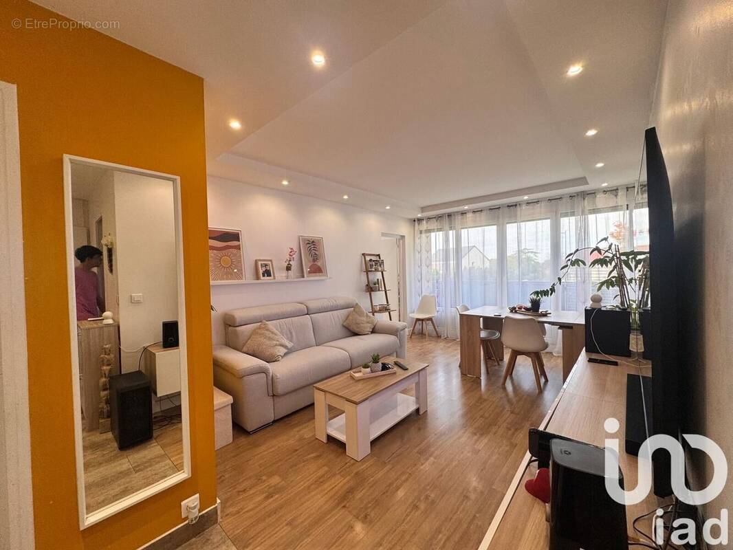 Photo 1 - Appartement à CHENNEVIERES-SUR-MARNE