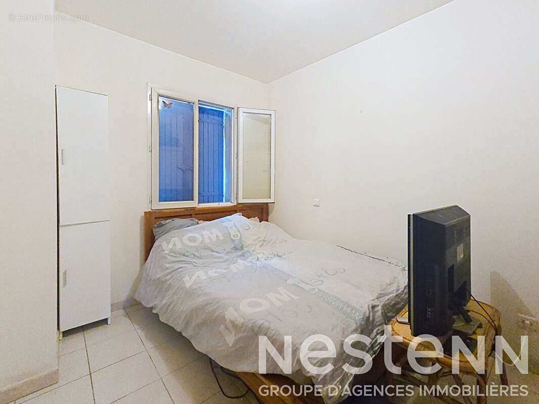 Mouriès, immeuble mixte de 240 m² avec deux logements et local commercial . - photo 16