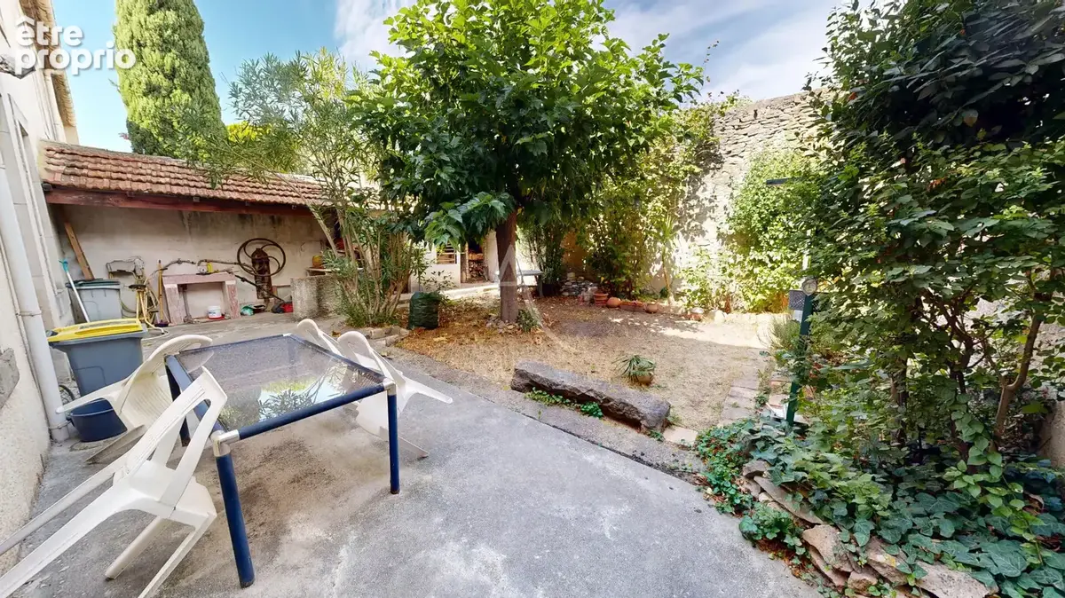 Carcassonne, une maison de ville de caractère avec jardin, aux portes du centre-ville - photo 3