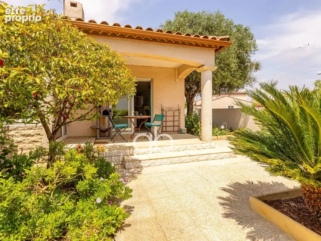 Villa PMR 4 chambres - Vue dégagée, piscine, jacuzzi - photo 3