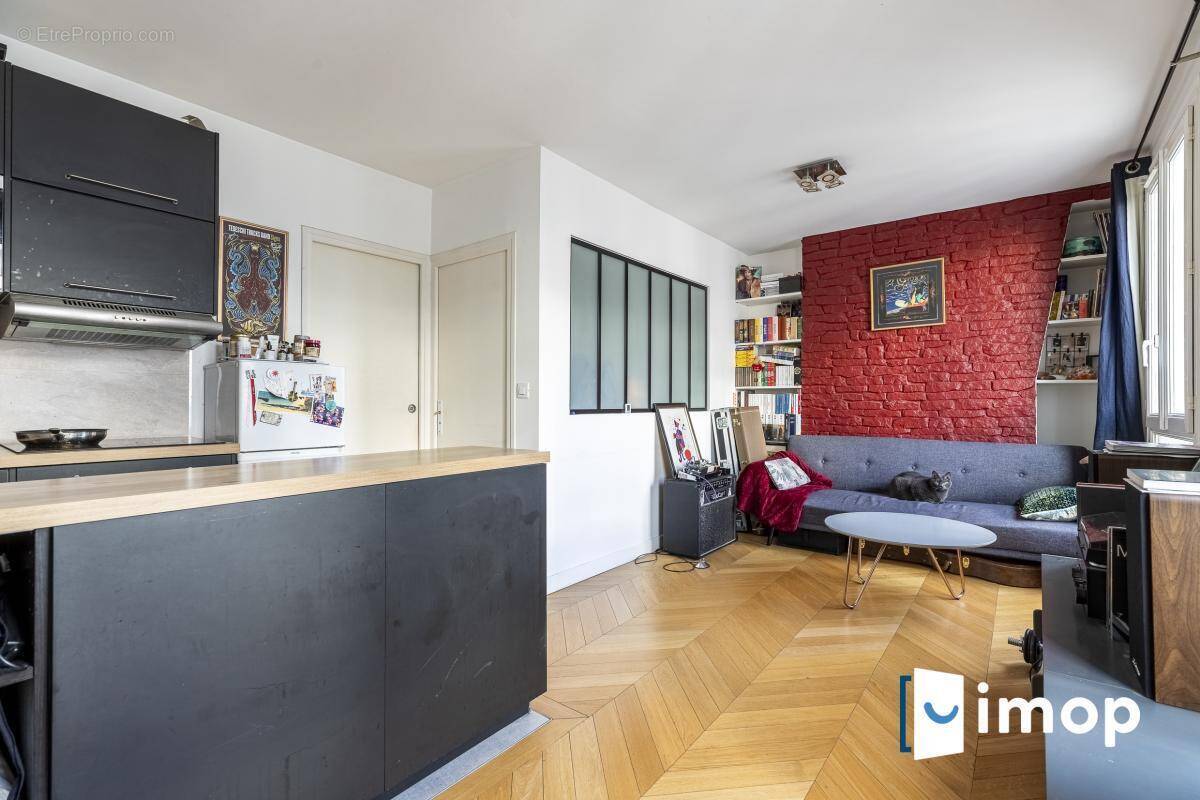 Appartement à PARIS-2E