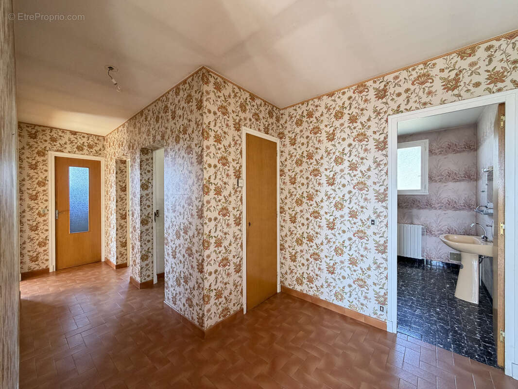 Maison à COLAYRAC-SAINT-CIRQ