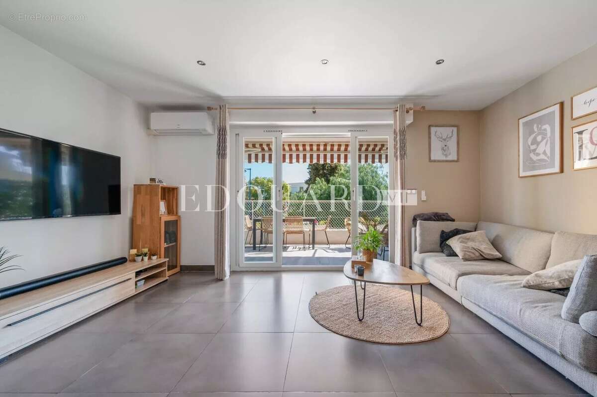 Appartement à VILLEFRANCHE-SUR-MER