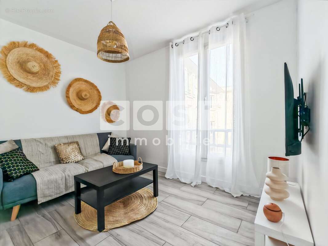 Appartement à COLOMBES