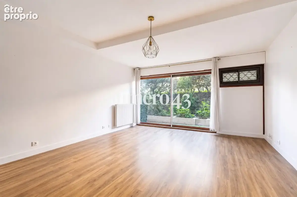 Appartement 1 pièce 25 m² à vendre à Bordeaux (33000) - photo 2